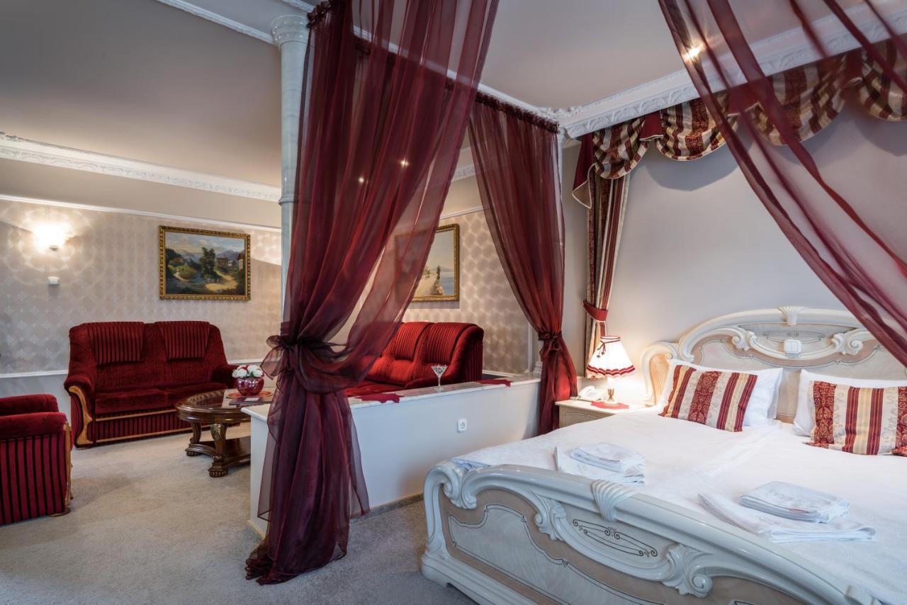 Nyíregyháza Hotel Bibic Es Tueskevar Etterem Es Horgaszto מראה חיצוני תמונה