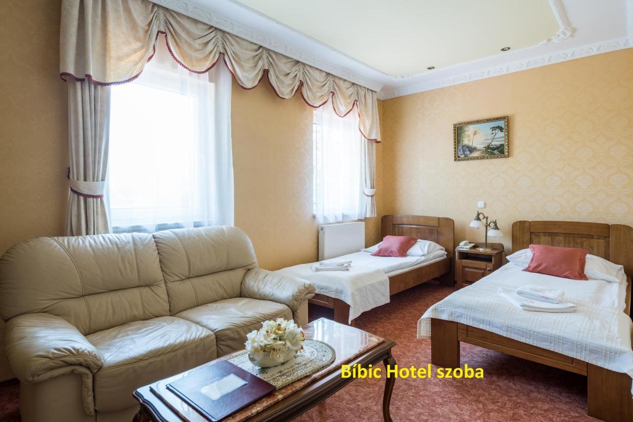 Nyíregyháza Hotel Bibic Es Tueskevar Etterem Es Horgaszto מראה חיצוני תמונה
